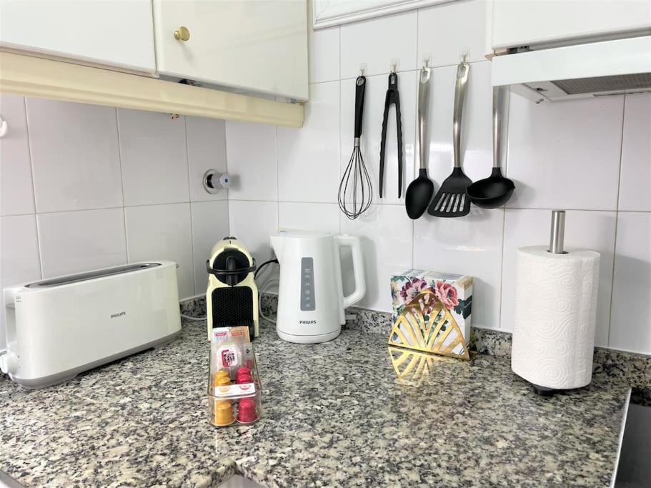 Donana Beach Front Apartment Паталавака Екстер'єр фото